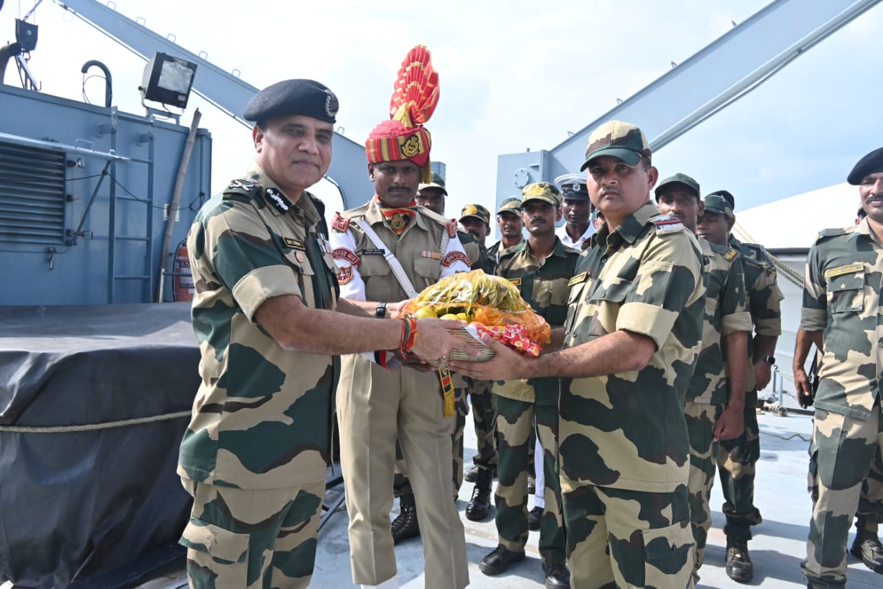 ADG Eastern Command BSF Visits Sundarbans Area On Indo-Bangladesh ...