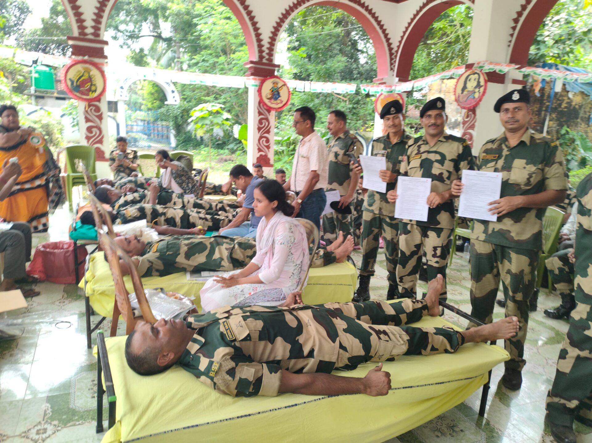 BSF jawans encourages the importance of blood donation in the society